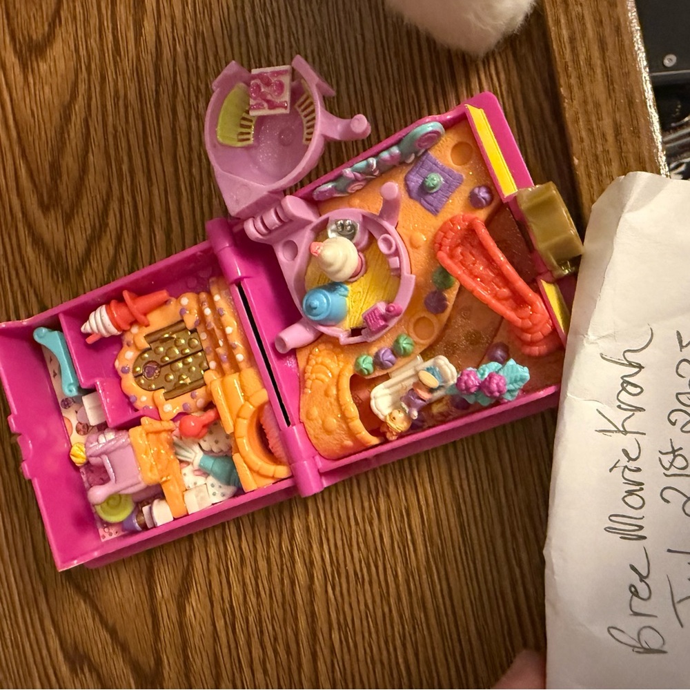 Vintage Polly pocket sweet treat shoppe